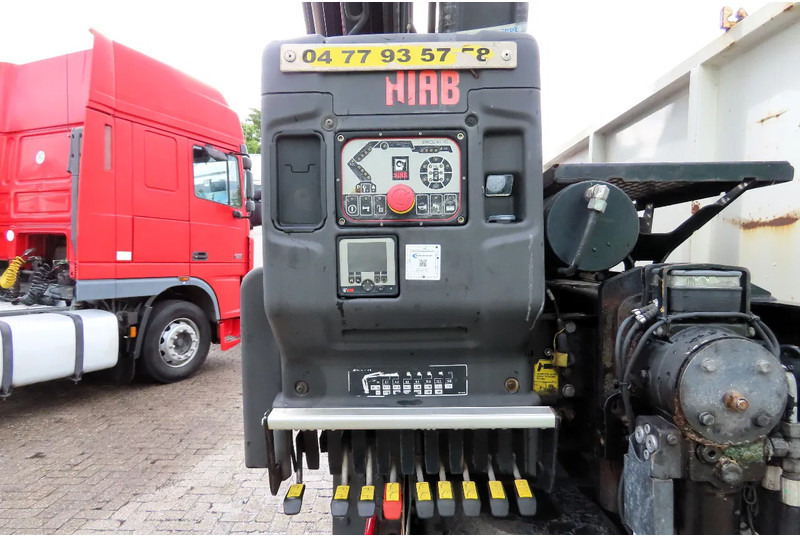 Renault C430 Bj 2018 HIAB X-HIDOU 18 8 , RETARDER, WHEELBASE 4.35M, NAVI - Camión grúa: foto 3 Renault C430 Bj 2018 HIAB X-HIDOU 18 8 , RETARDER, WHEELBASE 4.35M, NAVI - Camión grúa: foto 3