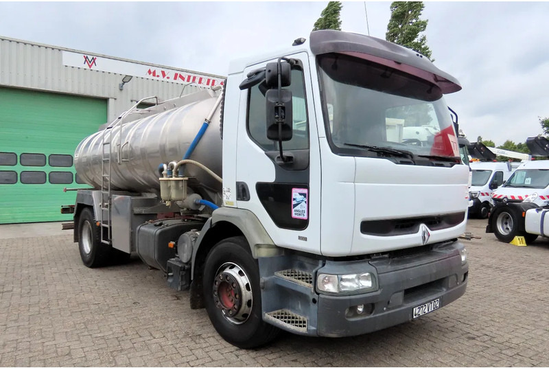 Renault Premium 300 water / milk / foods tank. INOX ! Manual diesel pomp! FRANCE TRUCK!! - Camión cisterna: foto 1 Renault Premium 300 water / milk / foods tank. INOX ! Manual diesel pomp! FRANCE TRUCK!! - Camión cisterna: foto 1