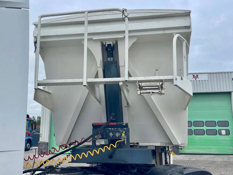 Semirremolque volquete Samro Socari 48m3, 6560 kg, AIR/DISC BRAKES. Very good state: foto 15 Semirremolque volquete Samro Socari 48m3, 6560 kg, AIR/DISC BRAKES. Very good state: foto 15