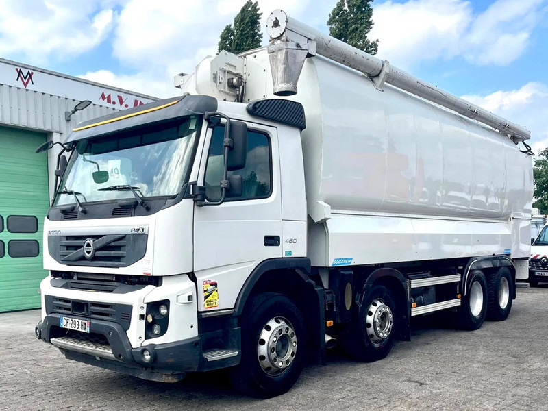 Volvo FMX 450 8x4 AUGER, radio control, 7 COMP. Full Volvo Service! . EXCELLENT condition - Camión cisterna: foto 1 Volvo FMX 450 8x4 AUGER, radio control, 7 COMP. Full Volvo Service! . EXCELLENT condition - Camión cisterna: foto 1