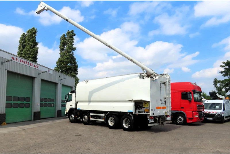 Camión cisterna Volvo FMX 450 8x4 AUGER, radio control, 7 COMP. Full Volvo Service! . EXCELLENT condition: foto 6