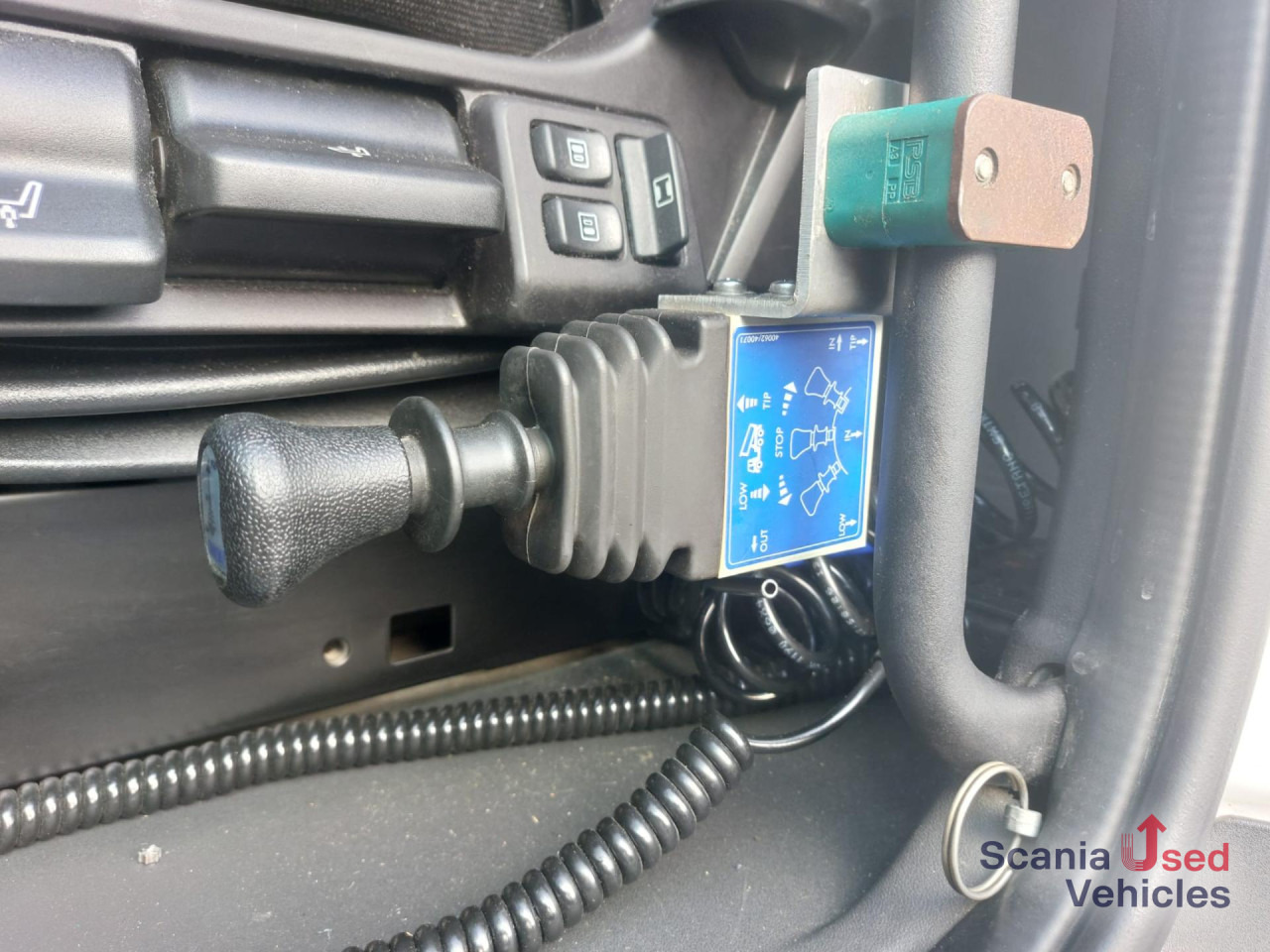 SCANIA R 410 A4x2NA Highline Hydraulikanlage - Cabeza tractora: foto 4 SCANIA R 410 A4x2NA Highline Hydraulikanlage - Cabeza tractora: foto 4