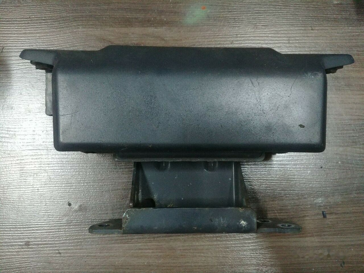Scania DISTANCE , RADAR Scania truck - Sensor para Camión: foto 1 Scania DISTANCE , RADAR Scania truck - Sensor para Camión: foto 1