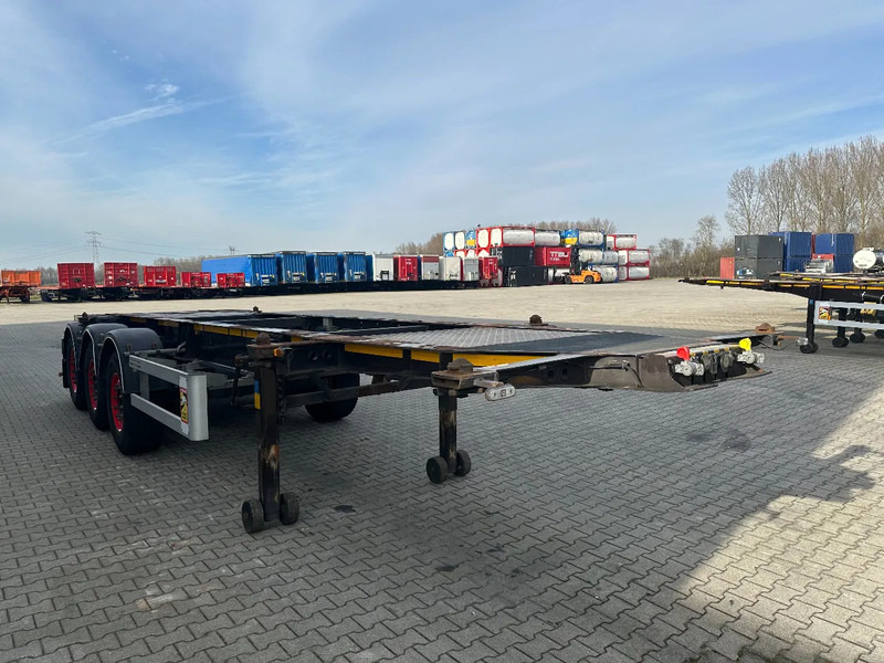Burg 20FT ADR (EX/II, EX/III, FL, AT) Chassis, leeggewicht: 3.690kg, SAF INTRADISC, 2 liftassen, NL-chassis, APK:10-2025 - Semirremolque portacontenedore/ Intercambiable: foto 5 Burg 20FT ADR (EX/II, EX/III, FL, AT) Chassis, leeggewicht: 3.690kg, SAF INTRADISC, 2 liftassen, NL-chassis, APK:10-2025 - Semirremolque portacontenedore/ Intercambiable: foto 5