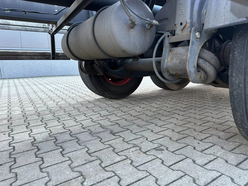 Semirremolque portacontenedore/ Intercambiable Burg 20FT ADR (EX/II, EX/III, FL, AT), Leeggewicht: 3.690kg, SAF INTRADISC, 2x liftaxle, ALCOA, NL-Chassis: foto 16 Semirremolque portacontenedore/ Intercambiable Burg 20FT ADR (EX/II, EX/III, FL, AT), Leeggewicht: 3.690kg, SAF INTRADISC, 2x liftaxle, ALCOA, NL-Chassis: foto 16