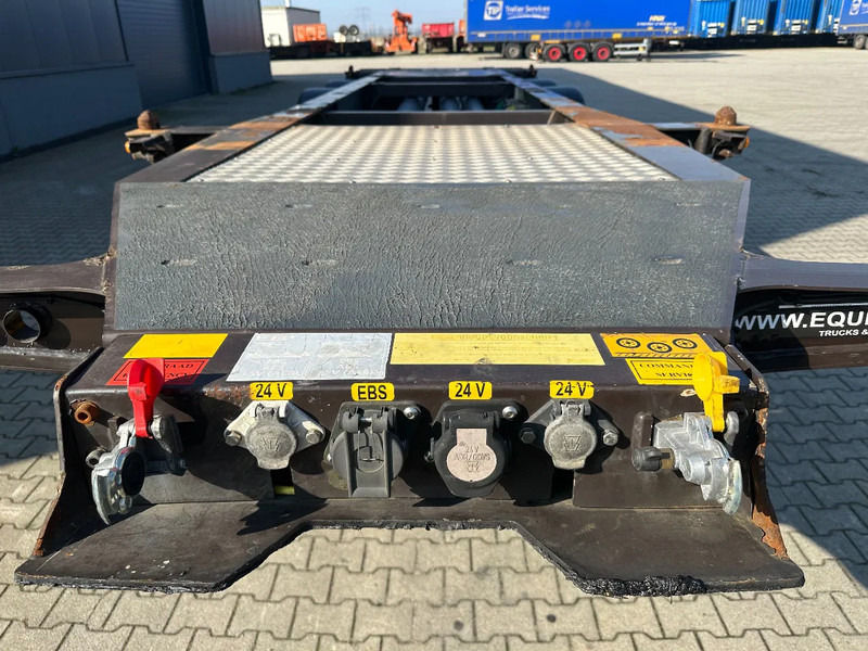 Semirremolque portacontenedore/ Intercambiable Burg 20FT ADR (EX/II, EX/III, FL, AT), empty weight: 3.690kg, SAF INTRADISC, 2x liftaxle, ALCOA, NL-Chassis: foto 16 Semirremolque portacontenedore/ Intercambiable Burg 20FT ADR (EX/II, EX/III, FL, AT), empty weight: 3.690kg, SAF INTRADISC, 2x liftaxle, ALCOA, NL-Chassis: foto 16