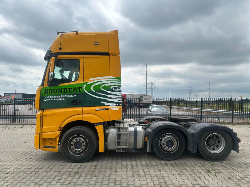Mercedes-Benz Actros 2748 LS 6x2 BROKEN ENGINE / MOTOR SCHADEN / KAPOTTE MOTOR - Cabeza tractora: foto 2 Mercedes-Benz Actros 2748 LS 6x2 BROKEN ENGINE / MOTOR SCHADEN / KAPOTTE MOTOR - Cabeza tractora: foto 2