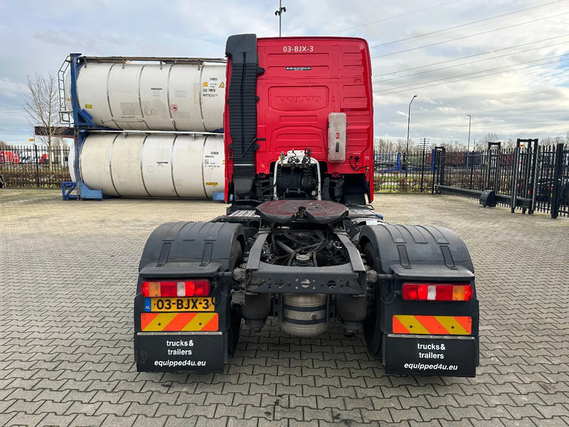 Volvo FH Globetrotter 4x2 ADR (EXII, EXIII, FL, AT) EURO-6 VEB 605.158km NL valid ADR/APK: 4/2026 - Cabeza tractora: foto 5 Volvo FH Globetrotter 4x2 ADR (EXII, EXIII, FL, AT) EURO-6 VEB 605.158km NL valid ADR/APK: 4/2026 - Cabeza tractora: foto 5