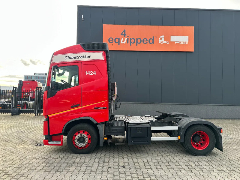 Volvo FH Globetrotter 4x2 ADR (EXII, EXIII, FL, AT) EURO-6 VEB 605.158km NL valid ADR/APK: 4/2026 - Cabeza tractora: foto 2 Volvo FH Globetrotter 4x2 ADR (EXII, EXIII, FL, AT) EURO-6 VEB 605.158km NL valid ADR/APK: 4/2026 - Cabeza tractora: foto 2