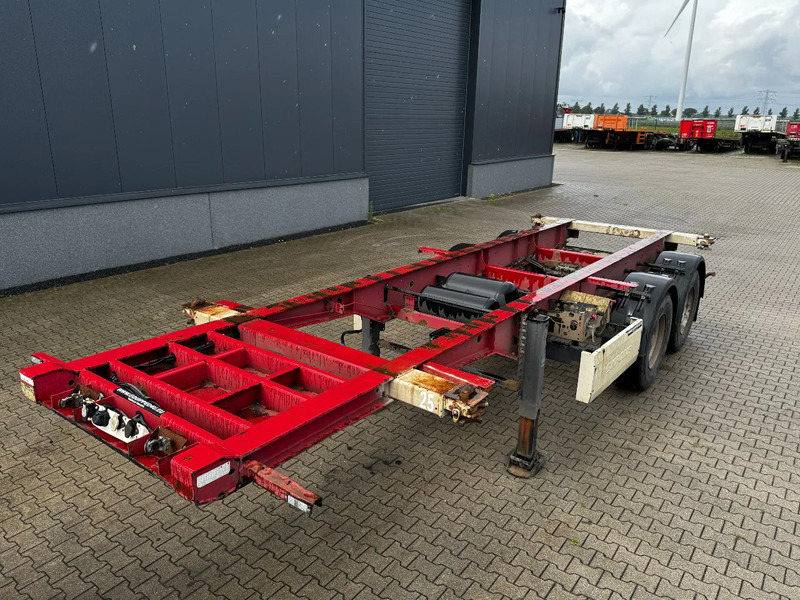 Krone 2-axle 20FT chassis, BPW + drumbrakes, airsuspension, empty weight: 3.180kg, 2x available - Semirremolque portacontenedore/ Intercambiable: foto 1 Krone 2-axle 20FT chassis, BPW + drumbrakes, airsuspension, empty weight: 3.180kg, 2x available - Semirremolque portacontenedore/ Intercambiable: foto 1