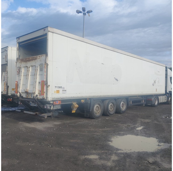 Schmitz Cargobull SKI 24 - Semirremolque caja cerrada: foto 1 Schmitz Cargobull SKI 24 - Semirremolque caja cerrada: foto 1