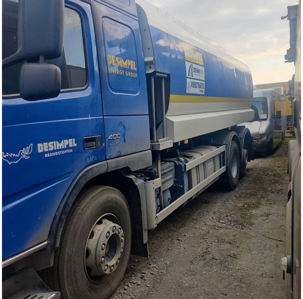 Volvo FM-400 - Camión cisterna: foto 2 Volvo FM-400 - Camión cisterna: foto 2