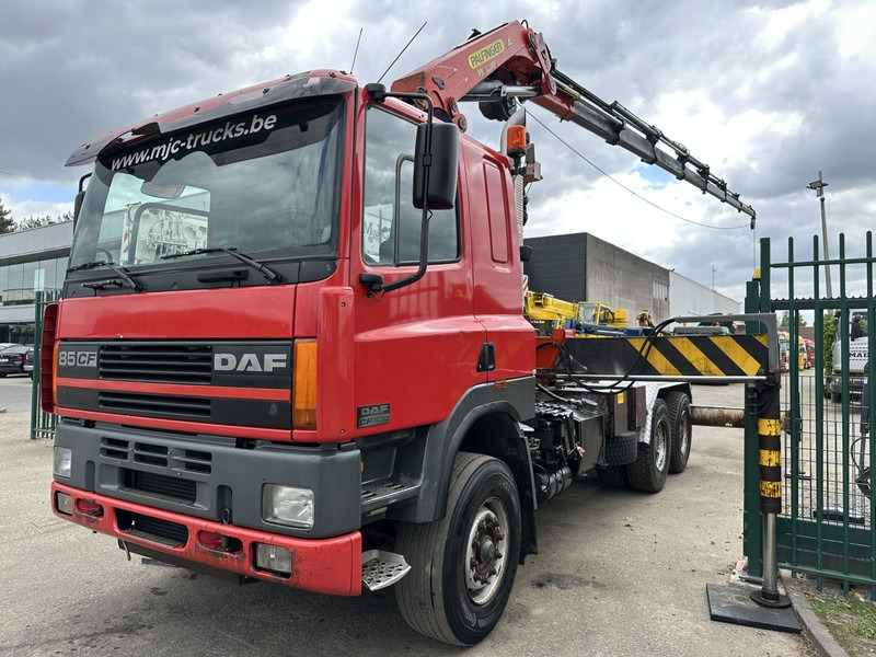 DAF 85 CF 430 6x4 CRANE PK 32.000 F (7x) + WINCH - EURO 2 - MANUAL ZF - HUB REDUCTION / STEEL SPRING - BE TRUCK - Cabeza tractora: foto 4 DAF 85 CF 430 6x4 CRANE PK 32.000 F (7x) + WINCH - EURO 2 - MANUAL ZF - HUB REDUCTION / STEEL SPRING - BE TRUCK - Cabeza tractora: foto 4
