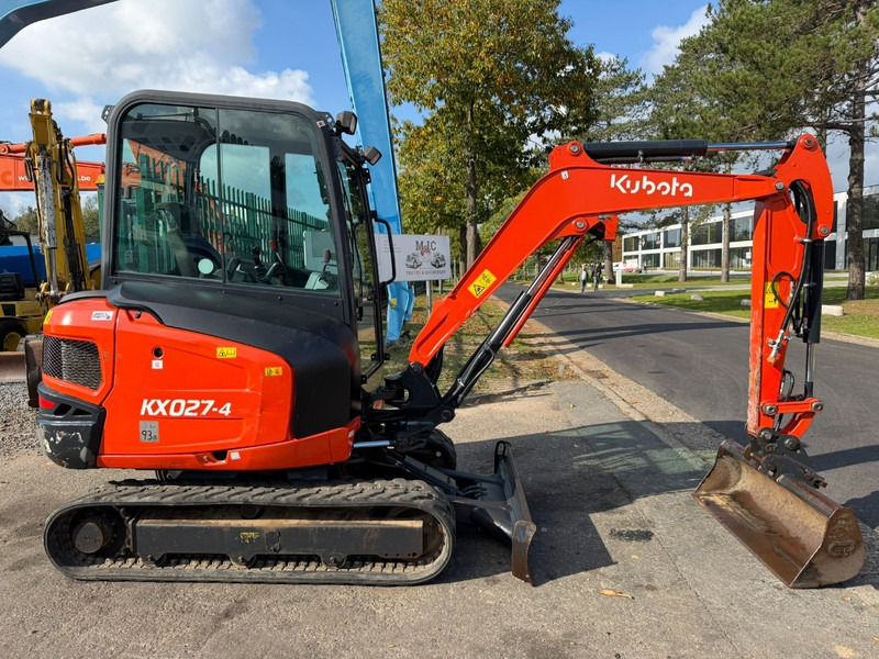 Kubota KX027-4 HAMMER LINES - *1860h* - HYDR QUICKHITCH - BLADE - CE - BE MACHINE - Miniexcavadora: foto 3 Kubota KX027-4 HAMMER LINES - *1860h* - HYDR QUICKHITCH - BLADE - CE - BE MACHINE - Miniexcavadora: foto 3