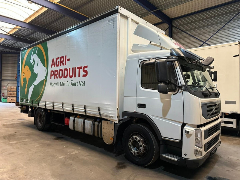 Volvo FM 330 4x2 BOX 7m x 2m48 x 2m75 - 542.000km - EURO 5 - I SHIFT - 19T - A/C - LARGE TAILLIFT - Camión lona: foto 1 Volvo FM 330 4x2 BOX 7m x 2m48 x 2m75 - 542.000km - EURO 5 - I SHIFT - 19T - A/C - LARGE TAILLIFT - Camión lona: foto 1