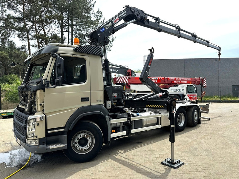 Volvo FM 370 6x2 HOOKLIFT 21T + CRANE HIAB 144 E-4 HIDUO - ENGINE / GEARBOX OK - CHASSIS OK - RUNNING + DRIVING - BE TRUCK - Camión multibasculante, Camión grúa: foto 2 Volvo FM 370 6x2 HOOKLIFT 21T + CRANE HIAB 144 E-4 HIDUO - ENGINE / GEARBOX OK - CHASSIS OK - RUNNING + DRIVING - BE TRUCK - Camión multibasculante, Camión grúa: foto 2