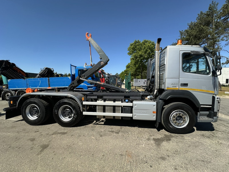Volvo FM 420 6x4 AJK HOOKLIFT / HAAK 20T - 5760mm - WB 3m90 - *266.000km* - HUB REDUCTION / STEEL SUSPENSION - EURO 6 - BE TRUCK - Camión multibasculante: foto 4 Volvo FM 420 6x4 AJK HOOKLIFT / HAAK 20T - 5760mm - WB 3m90 - *266.000km* - HUB REDUCTION / STEEL SUSPENSION - EURO 6 - BE TRUCK - Camión multibasculante: foto 4