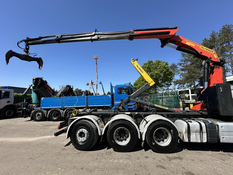Camión multibasculante, Camión grúa Volvo FMX 460 8x4 TRIDEM HOOKLIFT + CRANE PK 23002 SH + GRABBER / ROTATOR - EURO 6 - LIFT + STEERING AXLE - *374.000km* - EXT BUMPER: foto 19