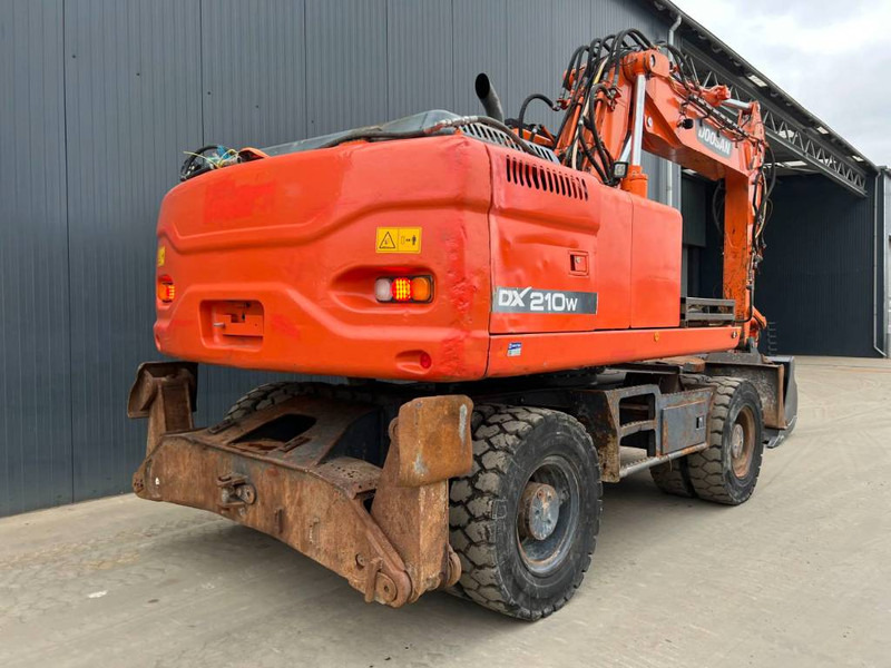 Doosan DX210W - Excavadora de ruedas: foto 4 Doosan DX210W - Excavadora de ruedas: foto 4