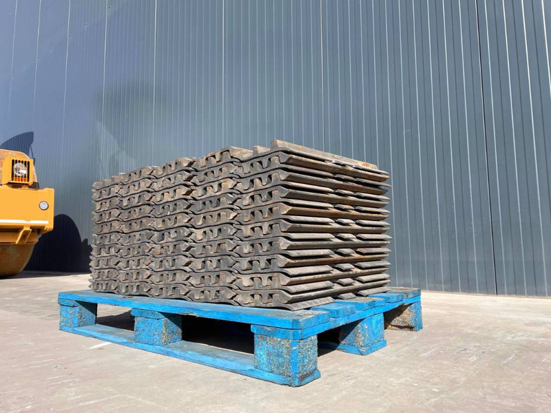 Hyundai R210 / R215 / R220 / R235 / R250 / R260 - Bastidor/ Chasis para Maquinaria de construcción: foto 2 Hyundai R210 / R215 / R220 / R235 / R250 / R260 - Bastidor/ Chasis para Maquinaria de construcción: foto 2