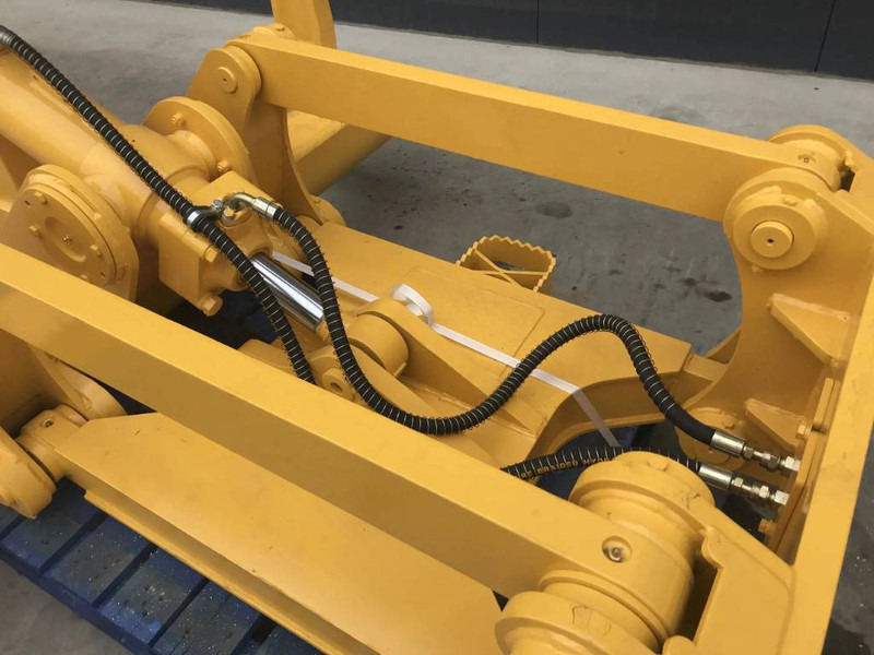 Komatsu D61 - Implemento para Maquinaria de construcción: foto 3 Komatsu D61 - Implemento para Maquinaria de construcción: foto 3