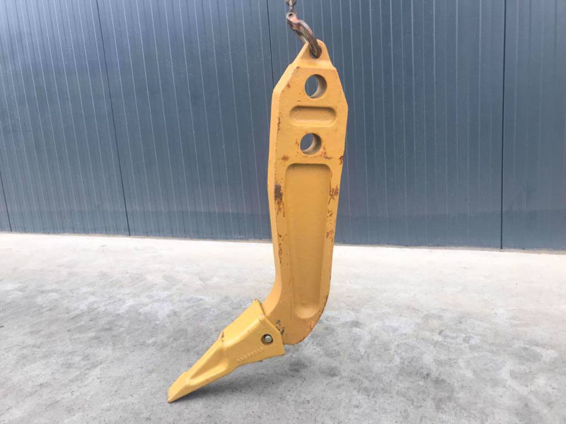 Komatsu D61 Shank - Implemento para Maquinaria de construcción: foto 3 Komatsu D61 Shank - Implemento para Maquinaria de construcción: foto 3
