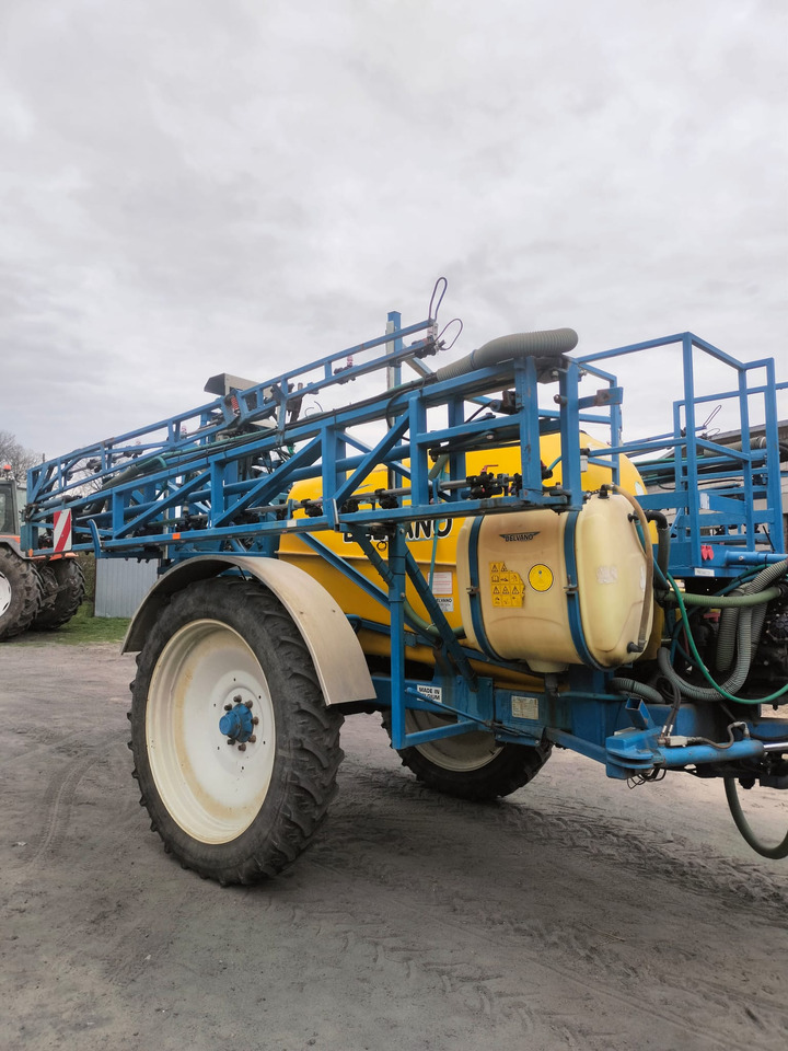 Pulverizador Delvano 2700: foto 1