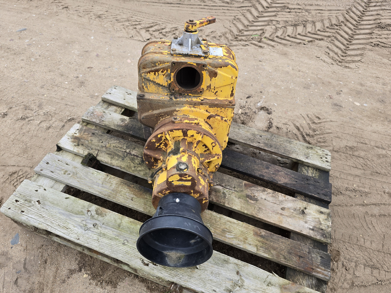 JUROP PNE 122 M - Cuba de purín: foto 3 JUROP PNE 122 M - Cuba de purín: foto 3