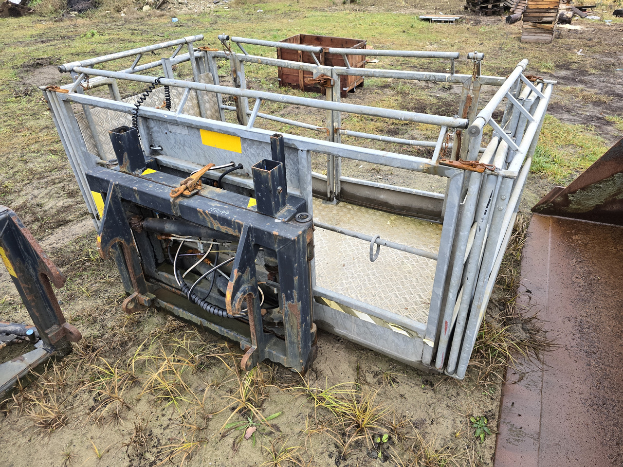 NEW HOLLAND LM 1745 Turbo - Cargadora de ruedas: foto 4 NEW HOLLAND LM 1745 Turbo - Cargadora de ruedas: foto 4