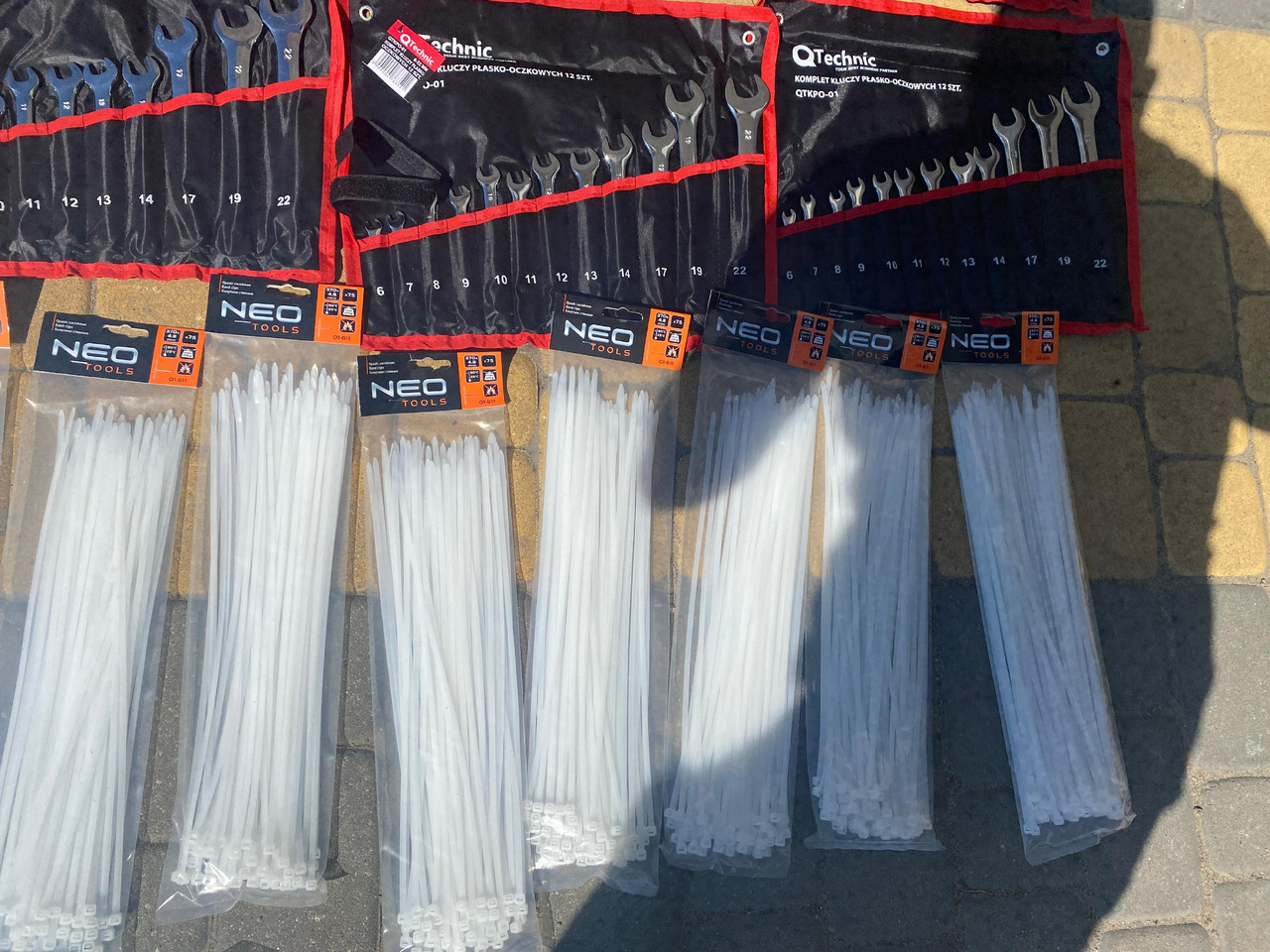 Neo Tools, Qtechnic narzedzia, klucze, opaski, młotek - Equipo de taller: foto 3 Neo Tools, Qtechnic narzedzia, klucze, opaski, młotek - Equipo de taller: foto 3