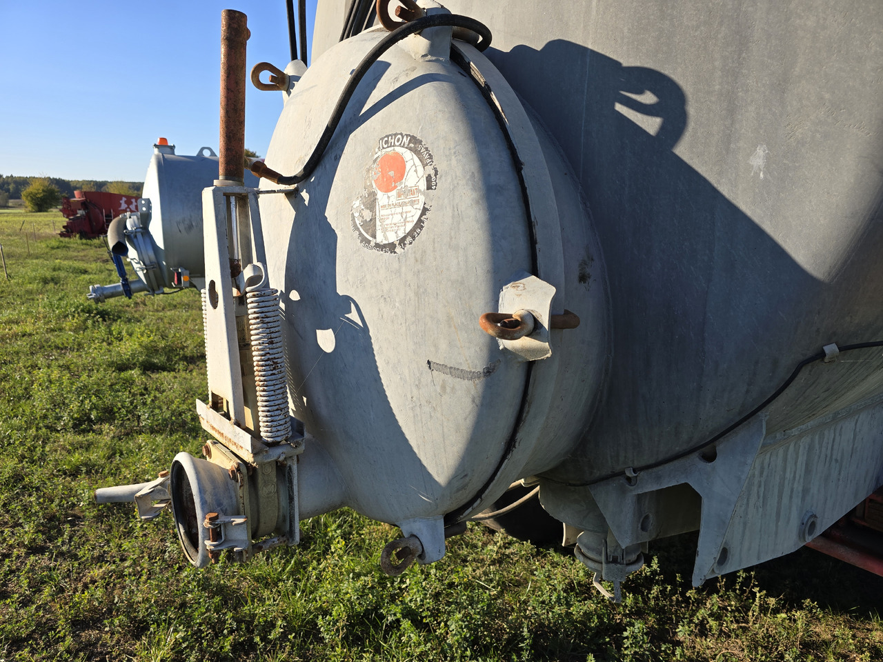 PICHON S.A. TL15 - Cuba de purín: foto 2 PICHON S.A. TL15 - Cuba de purín: foto 2