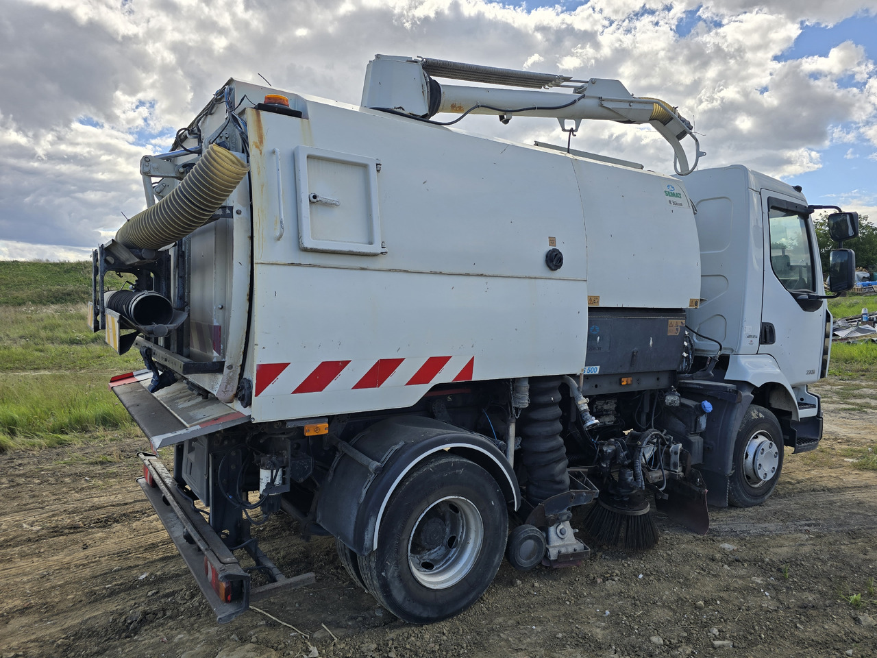 RENAULT Midlum - Barredora vial: foto 4 RENAULT Midlum - Barredora vial: foto 4