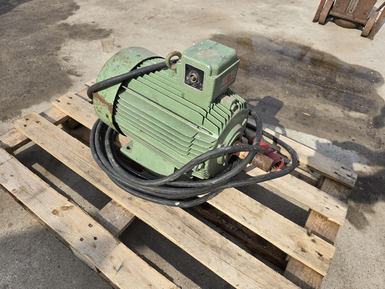 ROBAX ELIN LKM-316 L04 F6D - Generador industriale: foto 1 ROBAX ELIN LKM-316 L04 F6D - Generador industriale: foto 1