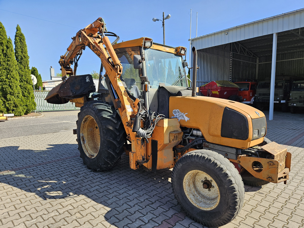 Renault Egros - Cortacésped: foto 1 Renault Egros - Cortacésped: foto 1