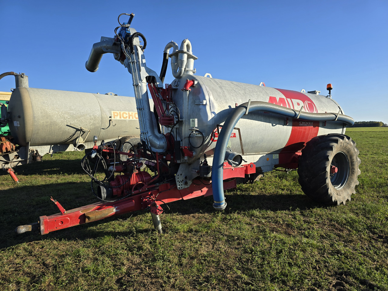 Serap Crozet 100 REC (MCI 850) - Cuba de purín: foto 3 Serap Crozet 100 REC (MCI 850) - Cuba de purín: foto 3