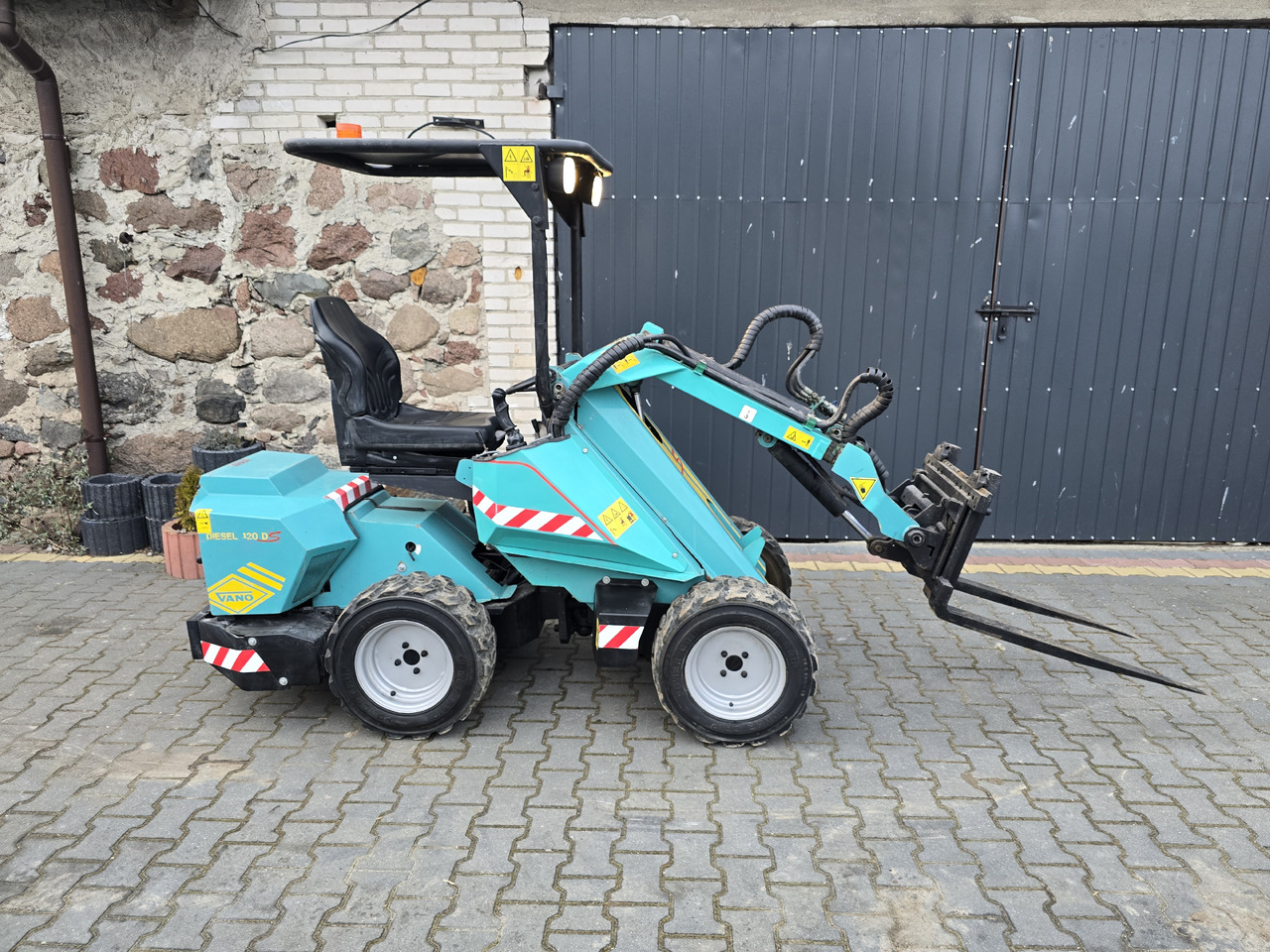 VANO 120 DS - Minicargadora: foto 2 VANO 120 DS - Minicargadora: foto 2