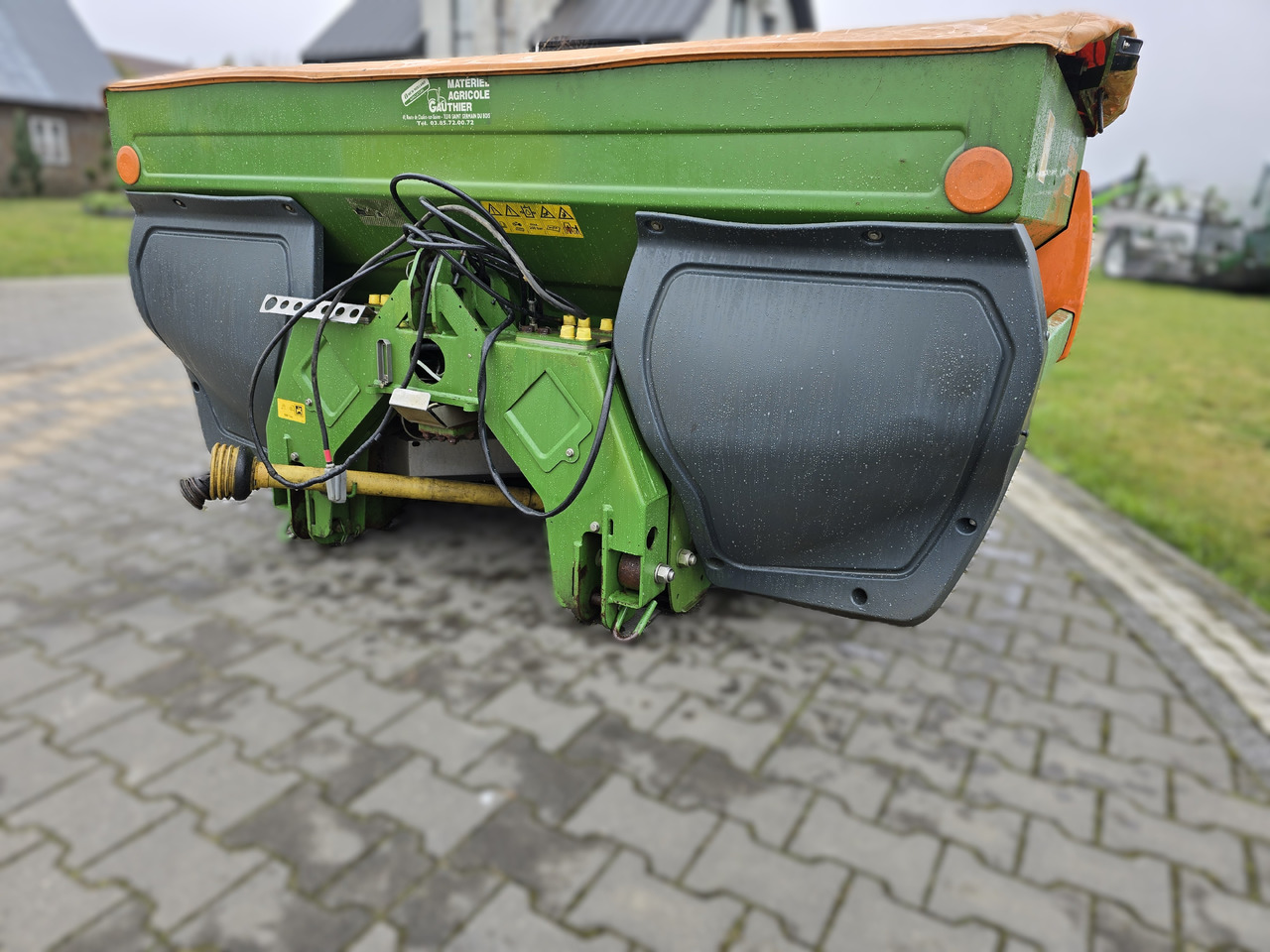Amazone ROFIS SBS ZA-M 1501 - Esparcidor de fertilizantes: foto 1 Amazone ROFIS SBS ZA-M 1501 - Esparcidor de fertilizantes: foto 1