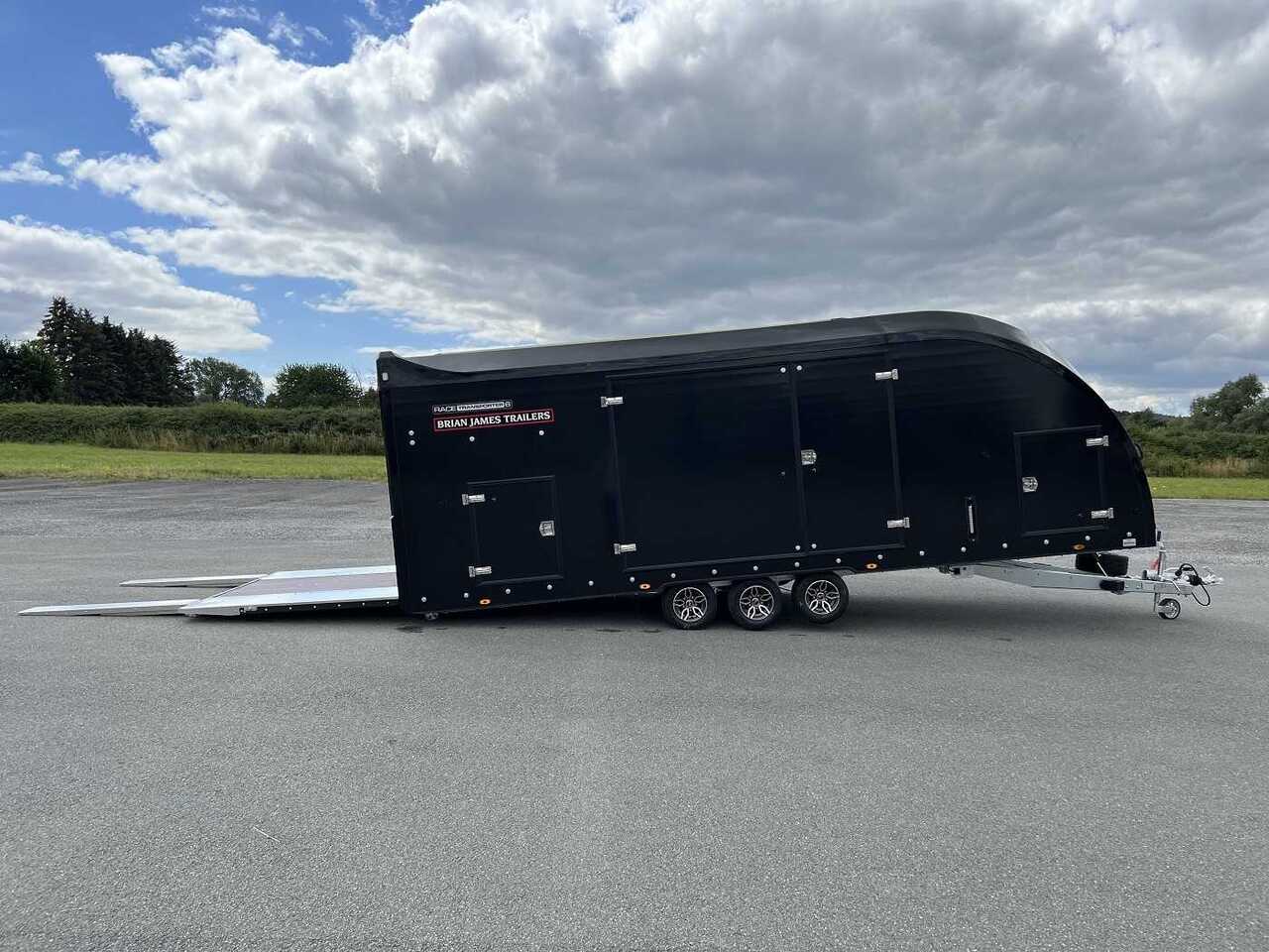 BRIAN_JAMES Race Transporter 6 3-Achser geschlossen - Remolque portavehículos: foto 4 BRIAN_JAMES Race Transporter 6 3-Achser geschlossen - Remolque portavehículos: foto 4