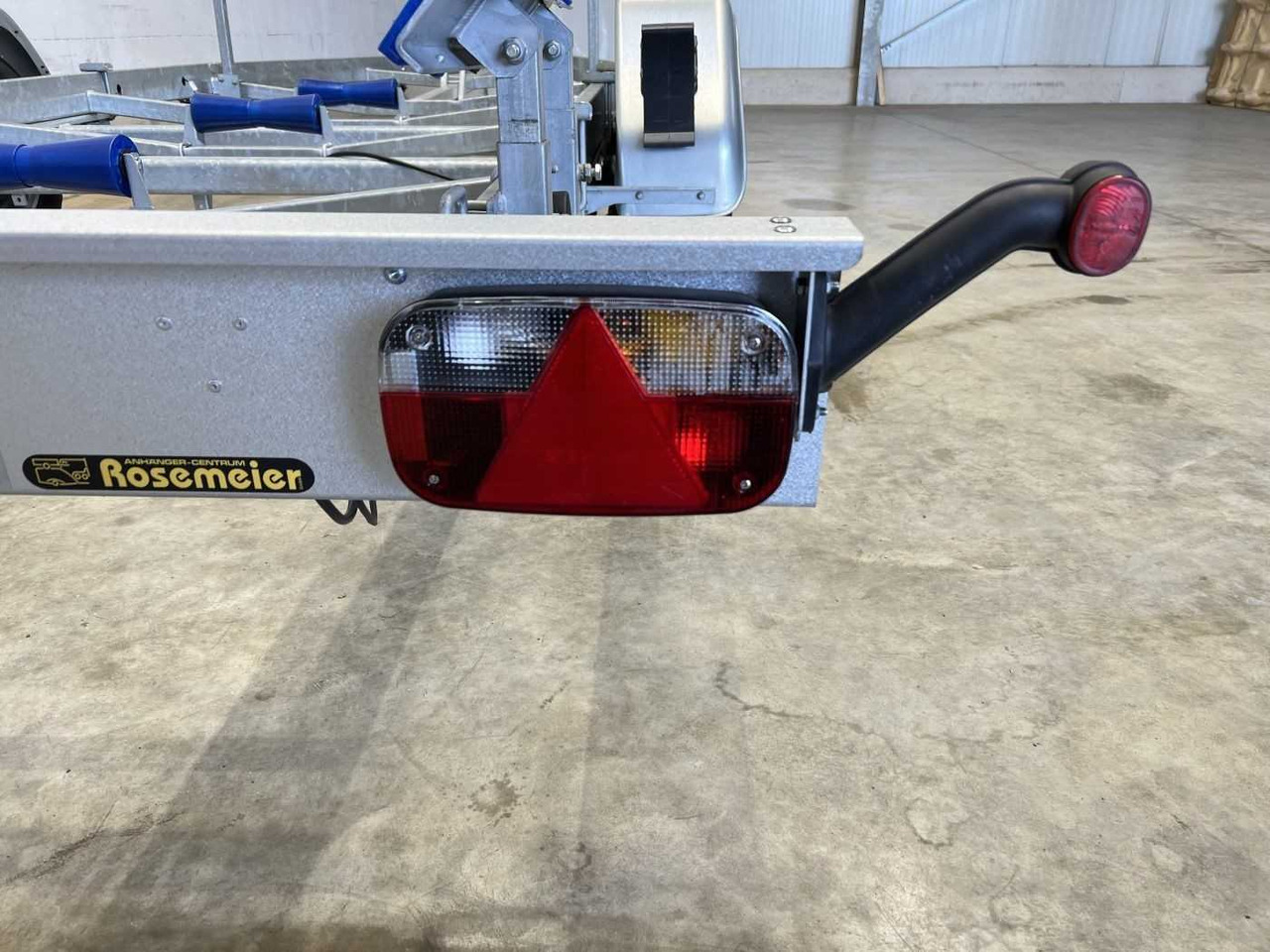TPV BA2700-L 100 Bootsanhänger - Remolque para barco: foto 4 TPV BA2700-L 100 Bootsanhänger - Remolque para barco: foto 4