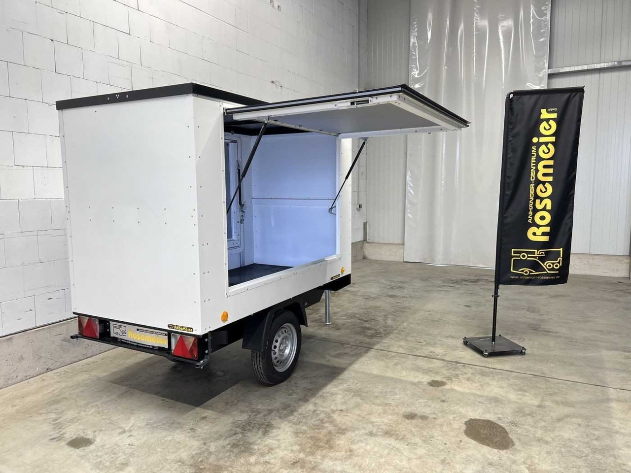 TPV HL-KT-EU2 mit 2 Aufstellklappe Verkaufsanhänger - Remolque venta ambulante: foto 2 TPV HL-KT-EU2 mit 2 Aufstellklappe Verkaufsanhänger - Remolque venta ambulante: foto 2
