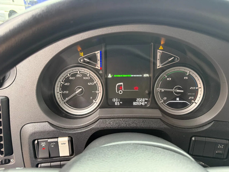 DAF XF 480 XF480 4X2 SSC / Smart tacho / Full spoilers / parking airco / Holland Truck - Cabeza tractora: foto 3 DAF XF 480 XF480 4X2 SSC / Smart tacho / Full spoilers / parking airco / Holland Truck - Cabeza tractora: foto 3