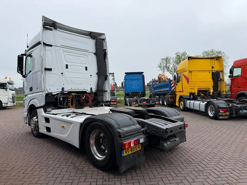 Mercedes-Benz Actros Actros 1842LS Streamspace/full spoiler/xenon/Holland Truck !!!!!! - Cabeza tractora: foto 3 Mercedes-Benz Actros Actros 1842LS Streamspace/full spoiler/xenon/Holland Truck !!!!!! - Cabeza tractora: foto 3