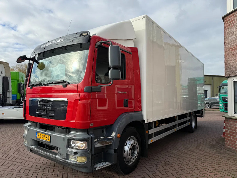 MAN TGM 18.250 TGM 18.250 4X2 Koffer mit Ladebordwand TUV-2-2026 NL-Truck - Camión caja cerrada: foto 2 MAN TGM 18.250 TGM 18.250 4X2 Koffer mit Ladebordwand TUV-2-2026 NL-Truck - Camión caja cerrada: foto 2