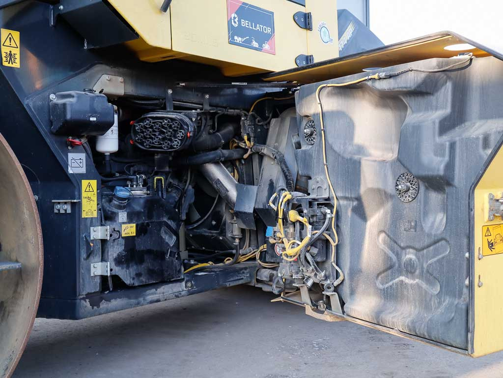 Apisonadora de asfalto BOMAG BW 174 AP-4v: foto 14