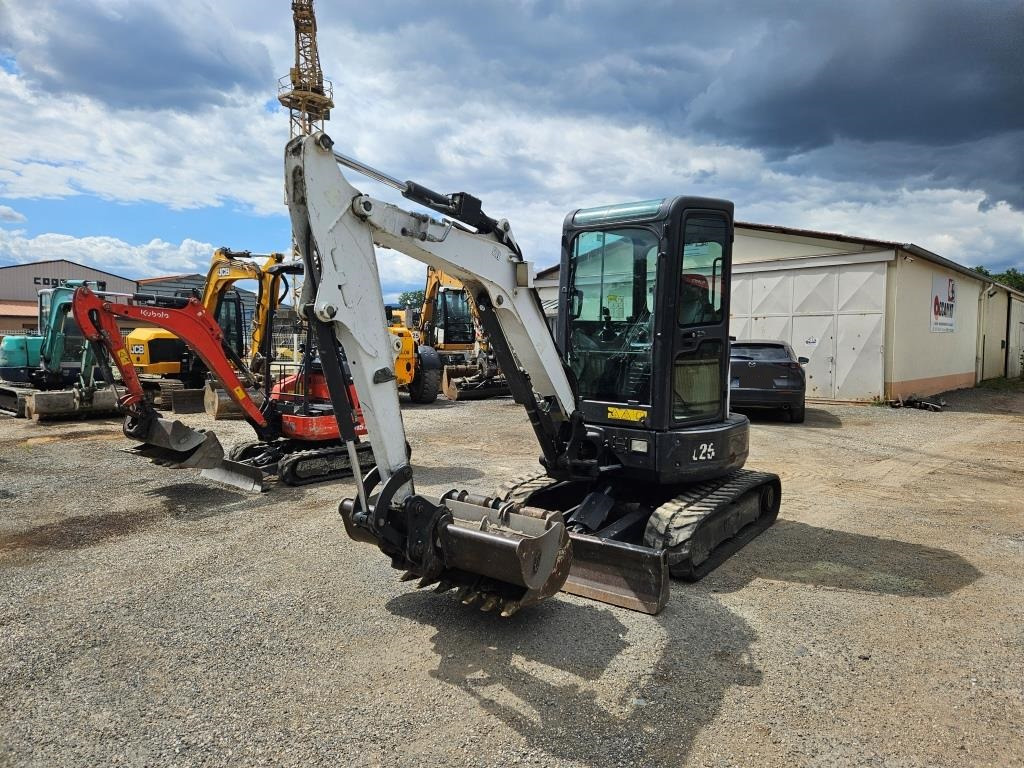BOBCAT E 26 - Miniexcavadora: foto 2 BOBCAT E 26 - Miniexcavadora: foto 2