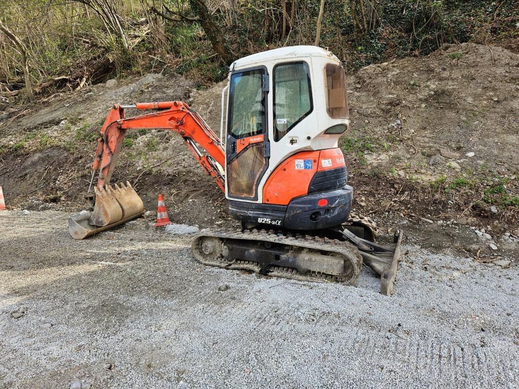 Miniexcavadora KUBOTA U 25: foto 6
