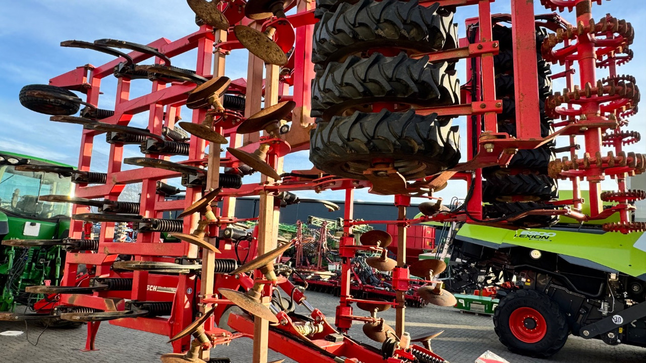 Leasing de Horsch Tiger 8AS Reifenpacker   TopRing Horsch Tiger 8AS Reifenpacker   TopRing: foto 10