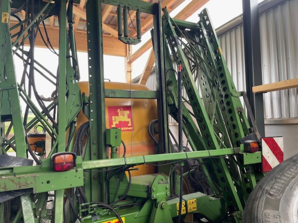 Amazone UG 3000 - Pulverizador arrastrado: foto 5 Amazone UG 3000 - Pulverizador arrastrado: foto 5