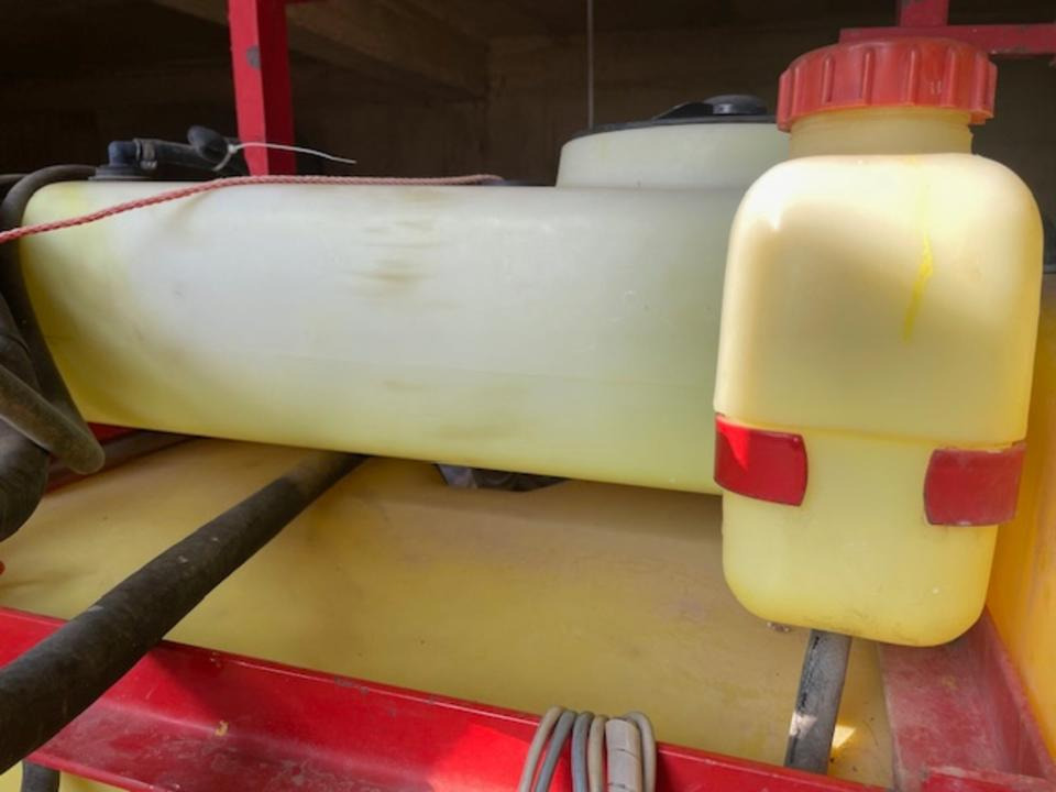 Pulverizador suspendido Feldspritze 800 ltr. Rau D2: foto 8 Pulverizador suspendido Feldspritze 800 ltr. Rau D2: foto 8