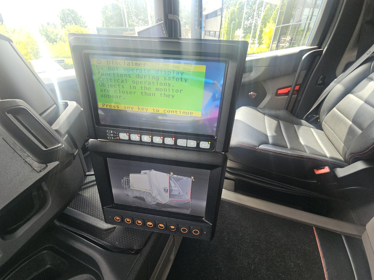 Camión de basura Scania R520 8x2: foto 18